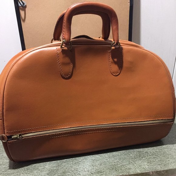 VINTAGE CHENEY ENGLAND LEATHER BAGS - Picture 2 of 15